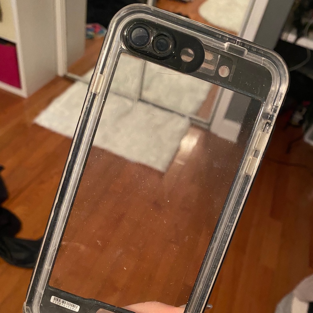 iPhone 8 Plus life proof case